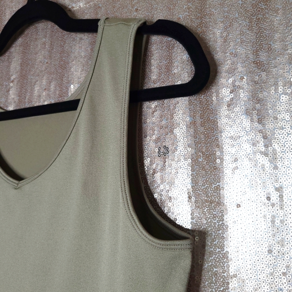 Chico's Euc Size 1 (Medium) Soft Warm Gray Revers… - image 3